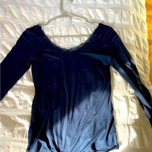 UNIQLO HeatTech top